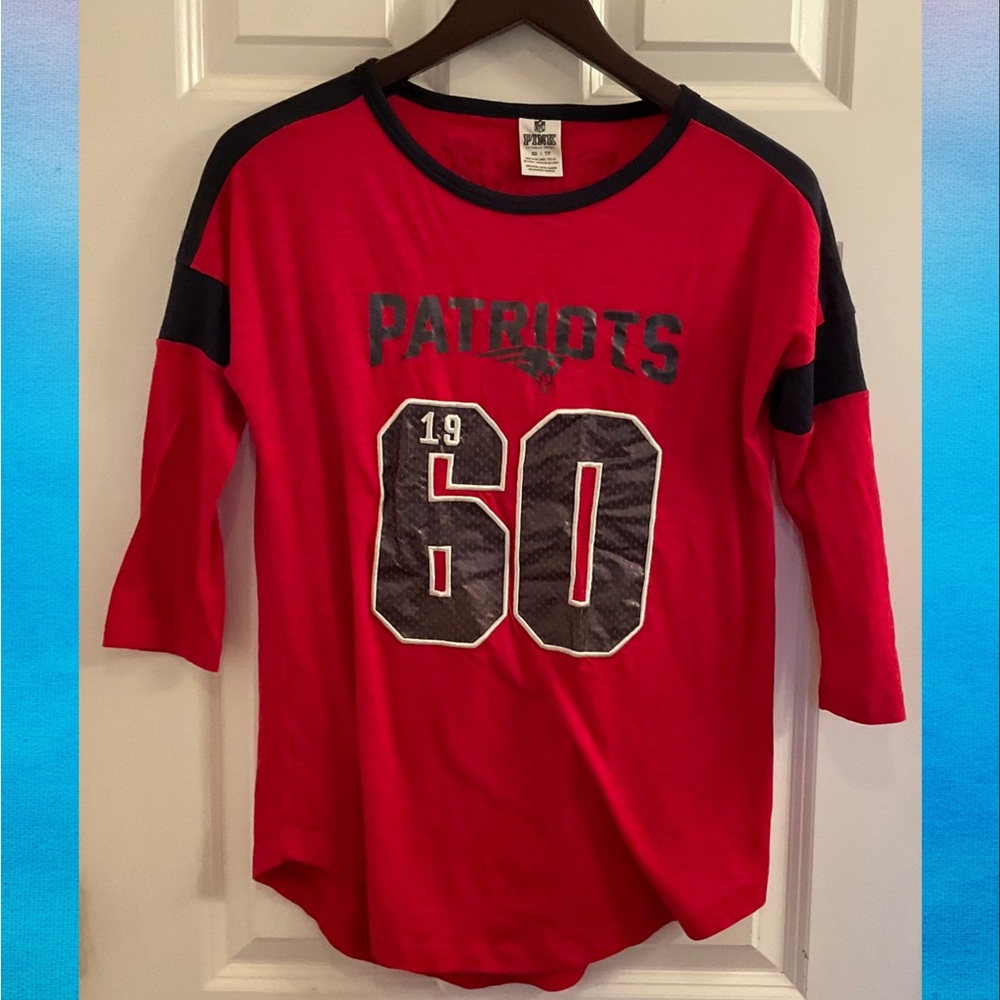 PINK Victoria’s Secret New England Patriots Top - Size XS